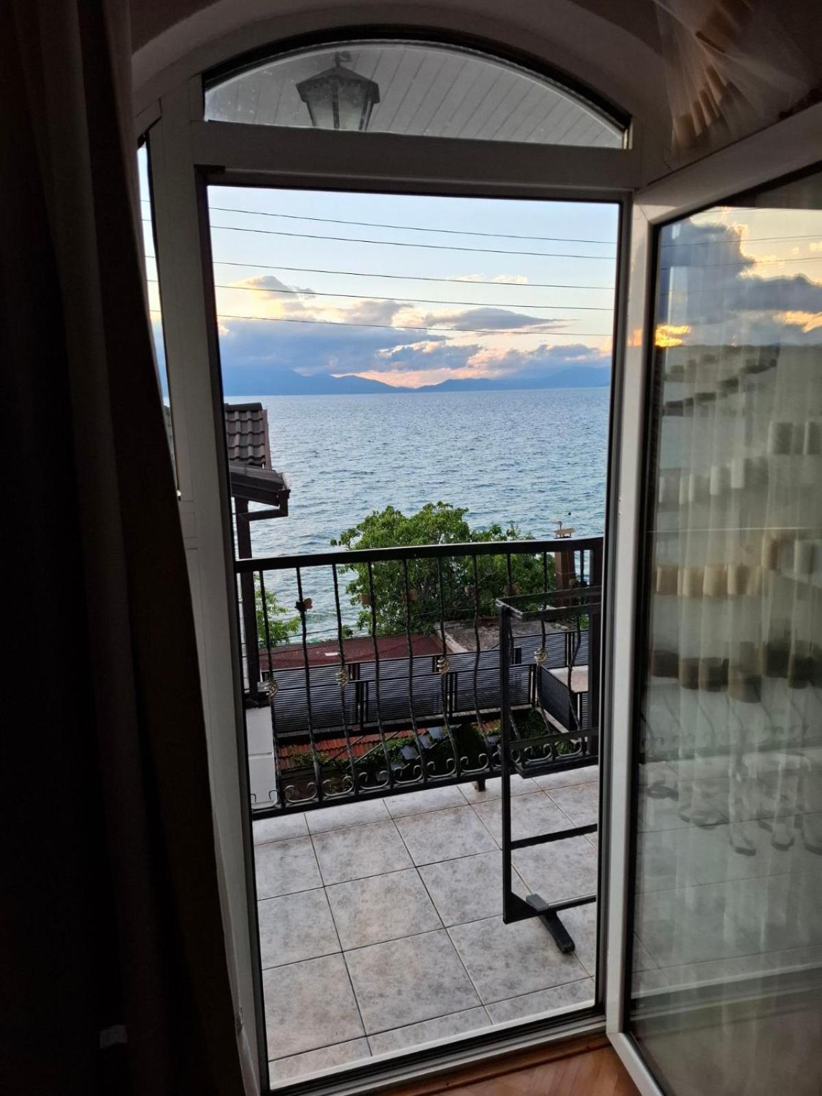 Villa Gjorgi Ohrid Eksteriør billede